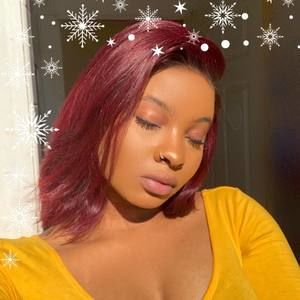 Meet your Posher, Yetunde